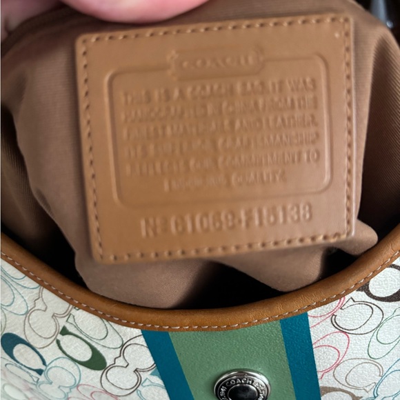 Coach 2010 Chelsea Heritage Stripe Hobo Bag - Picture 5 of 6